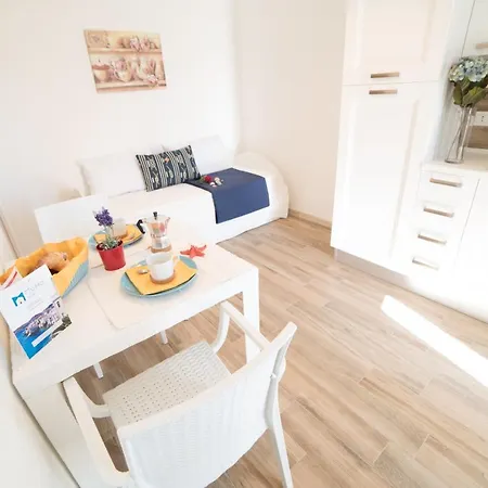 Iremar E1 - Myho Casa * Vieste